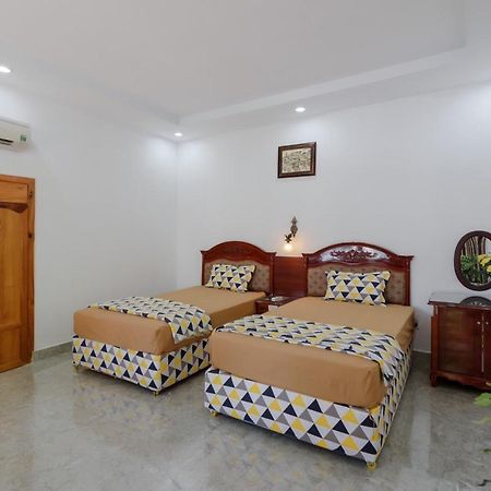 Coastal Village Beach Resort דואונג דונג מראה חיצוני תמונה