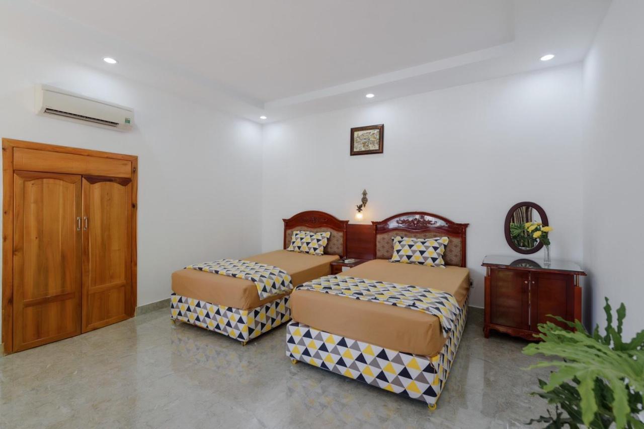 Coastal Village Beach Resort דואונג דונג מראה חיצוני תמונה