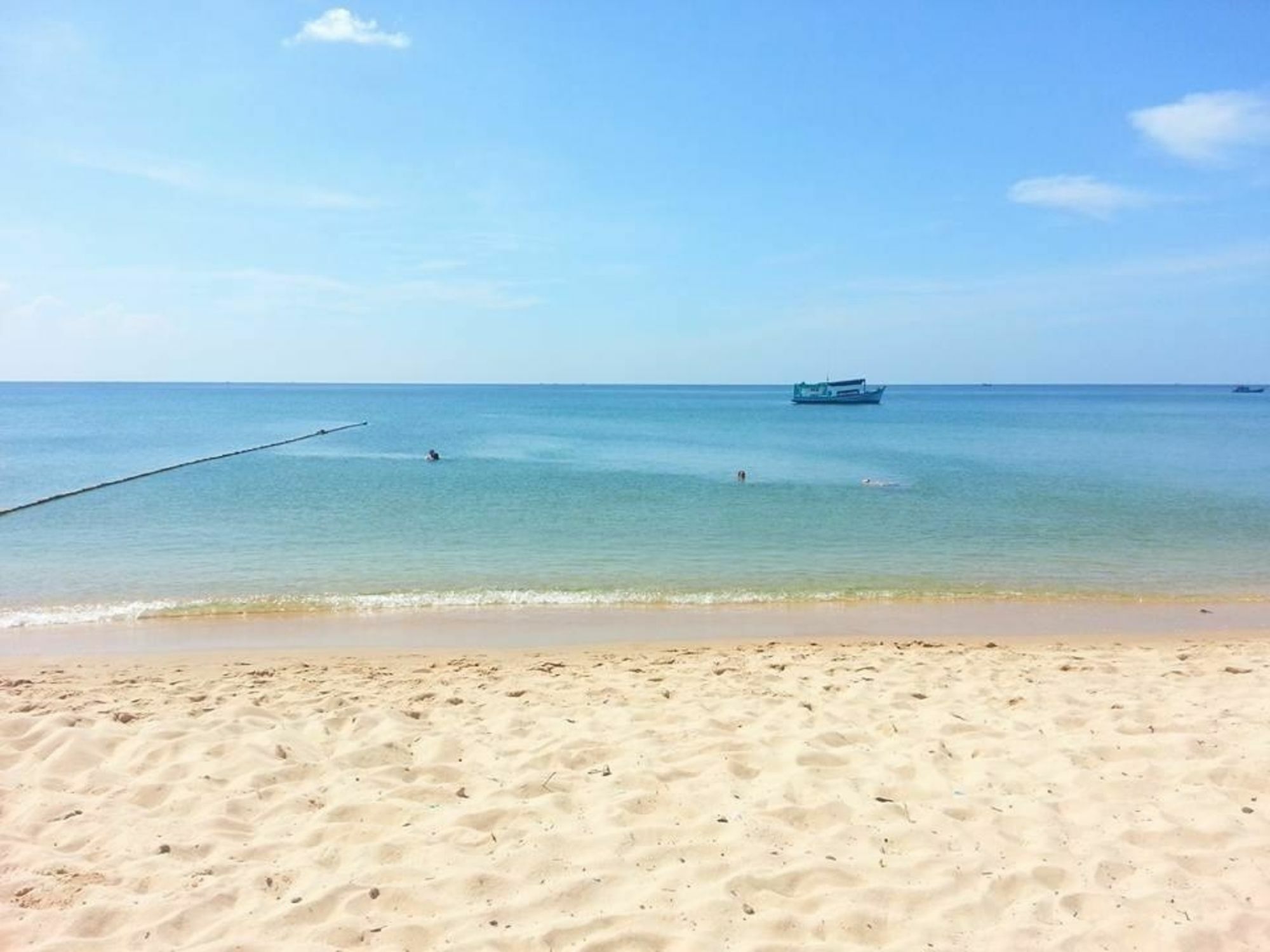 Coastal Village Beach Resort דואונג דונג מראה חיצוני תמונה