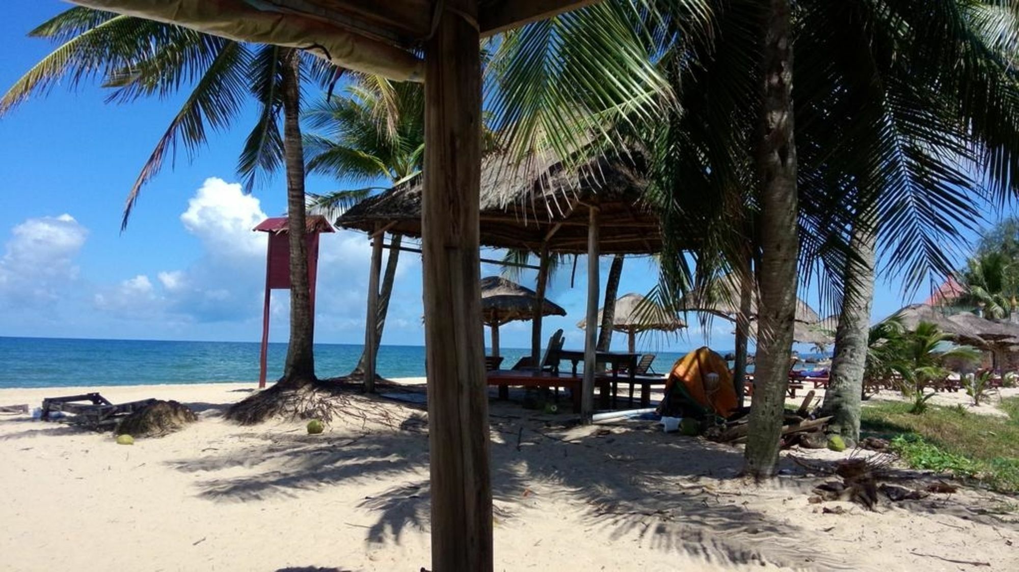 Coastal Village Beach Resort דואונג דונג מראה חיצוני תמונה
